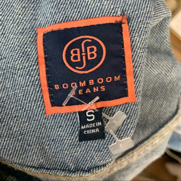NWT BoomBoom Jeans Embroidered Denim Jacket Size Small - Picture 3 of 6